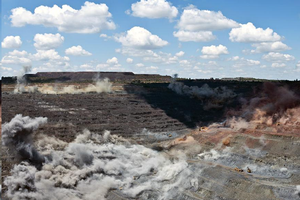 丹东矿山作业中常用的爆破设备有哪些?