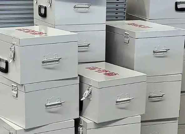 丹东雷管箱的选择应该考虑哪些因素？